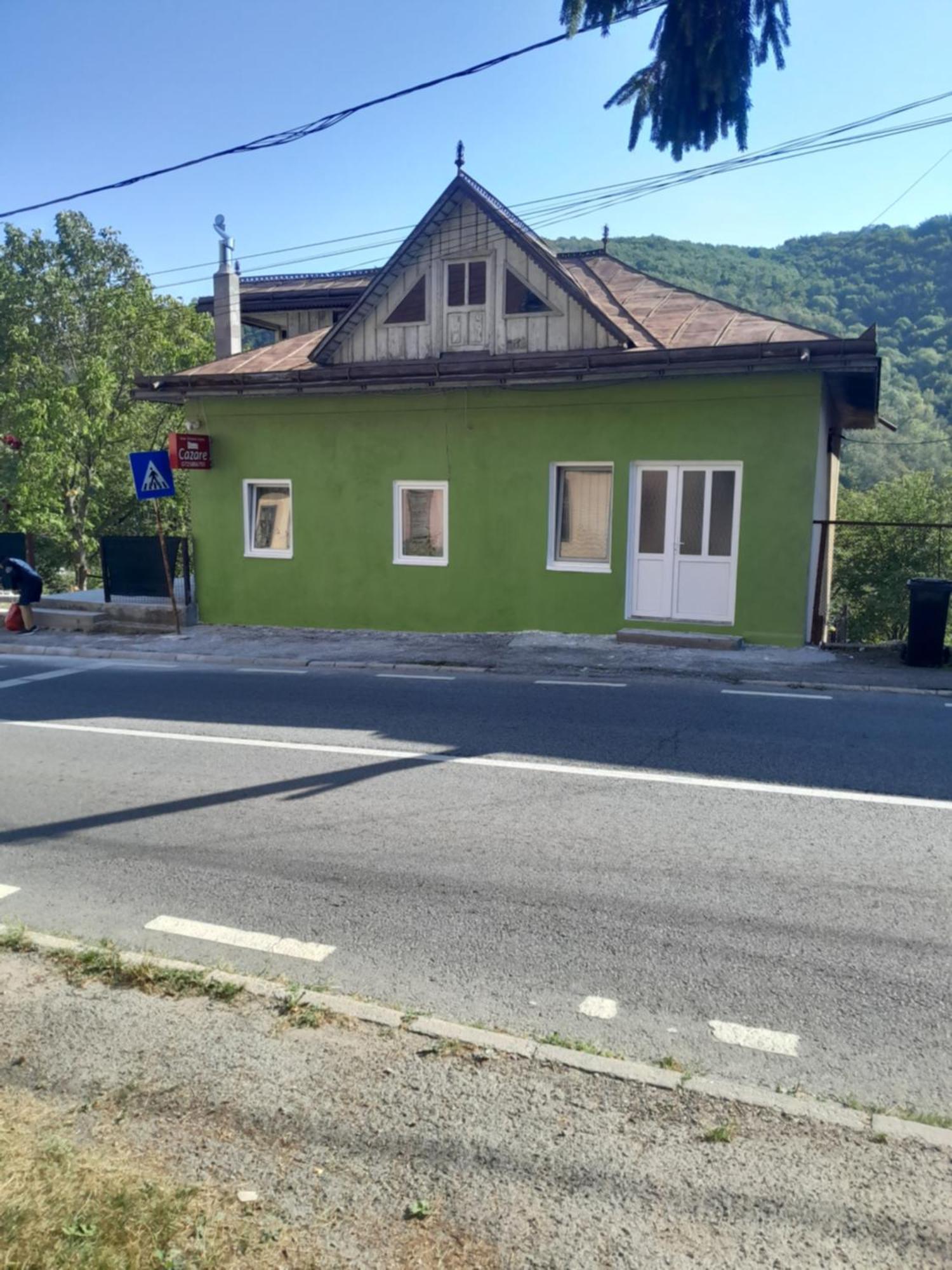 Casa Victoria Anina Hotel Exterior photo